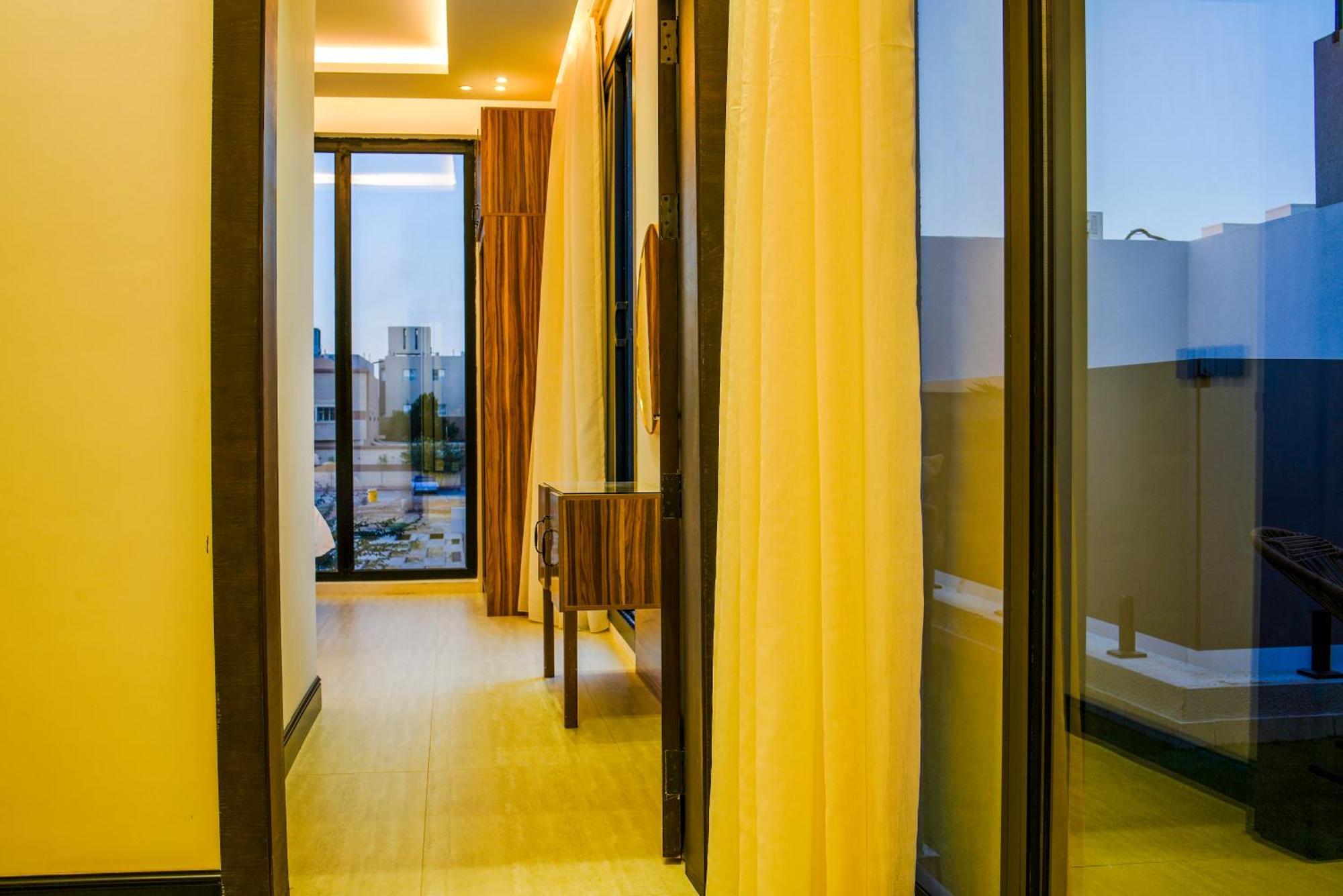 The Land Resort Ar Riyad Esterno foto